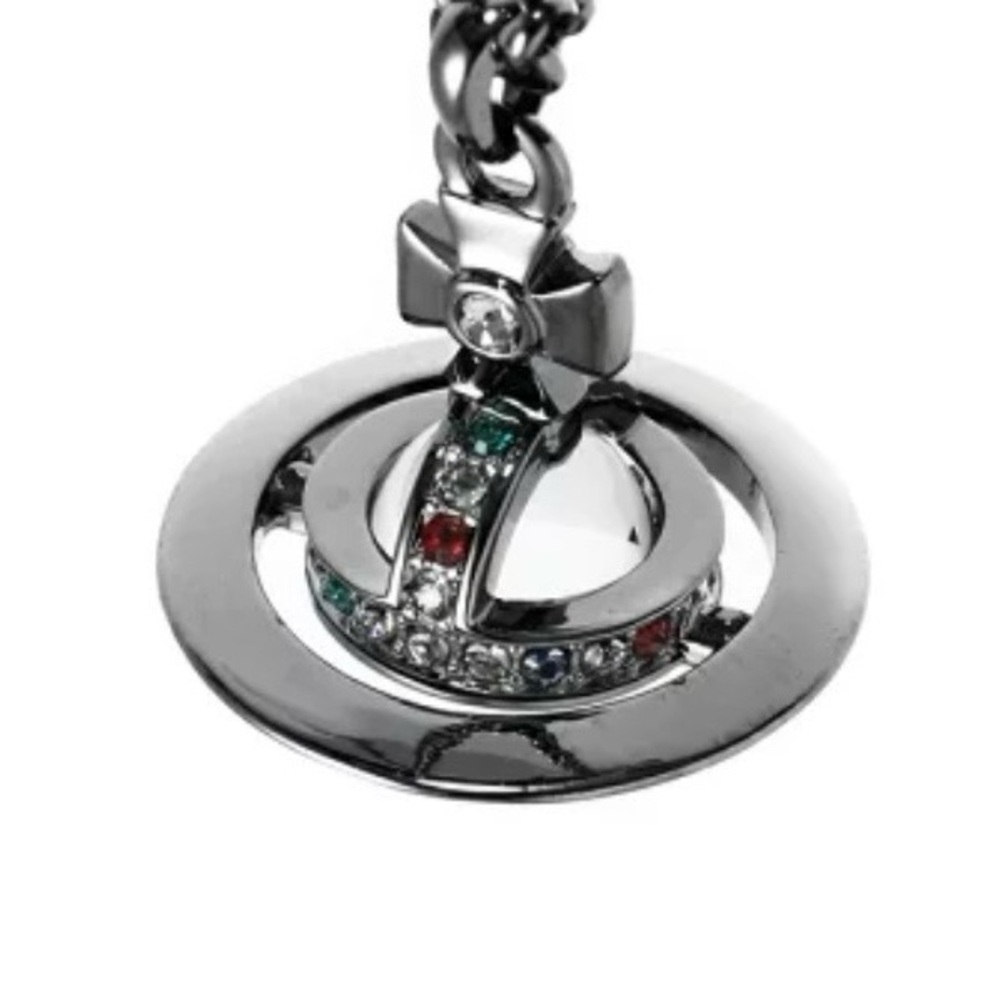 Vivienne Westwood “New Petite Orb” Pendant on Chain - Picture 6 of 7
